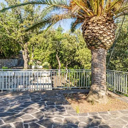 Rosa Naregno Villa Capoliveri (Isola d'Elba)